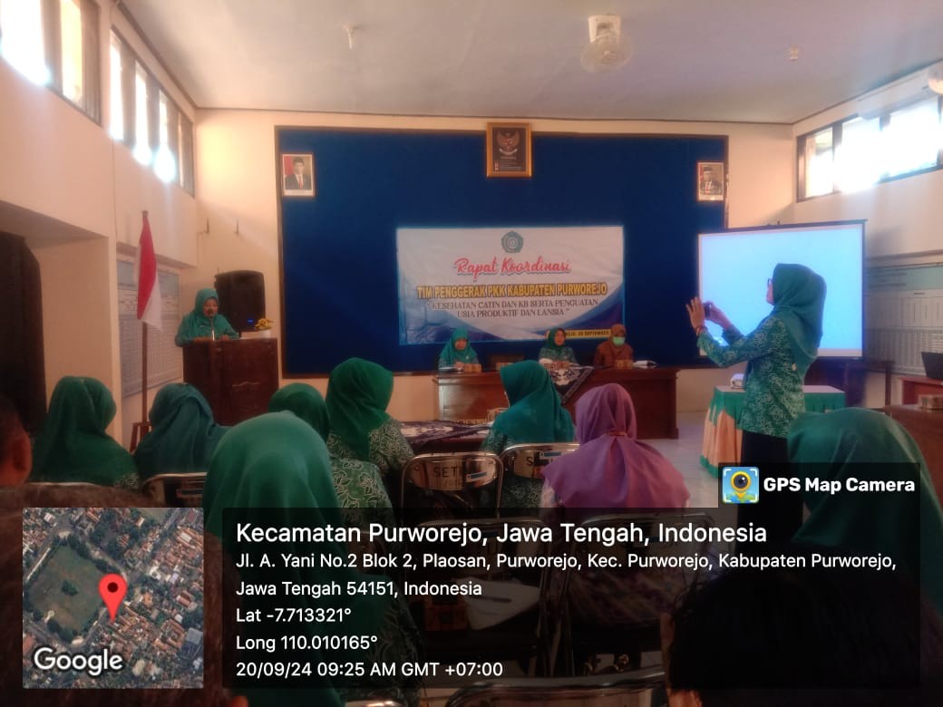 Mengikuti Rapat Koordinasi Tim Penggerak PKK Kab Purworejo